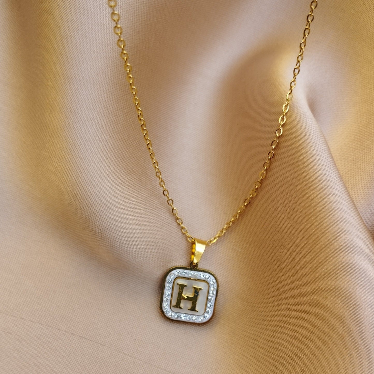 Hermes Necklace White