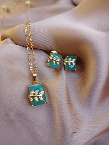 Queen Leaf Necklace Set Sea Green