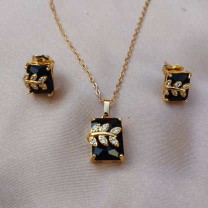 Queen Leaf Necklace Set Black