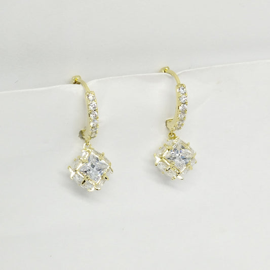 Crystal Box Earing Golden